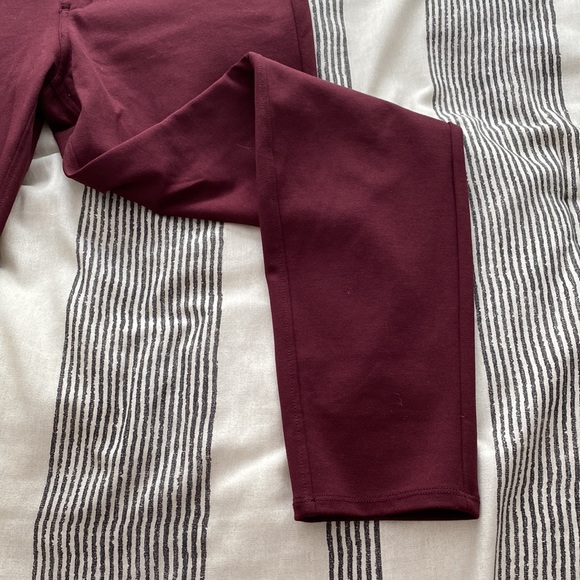 Simply Vera Verawang Skinny Pants - Picture 2 of 5